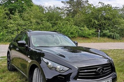 INFINITI QX70 95.000 km 22.500 &euro; berlin 13589