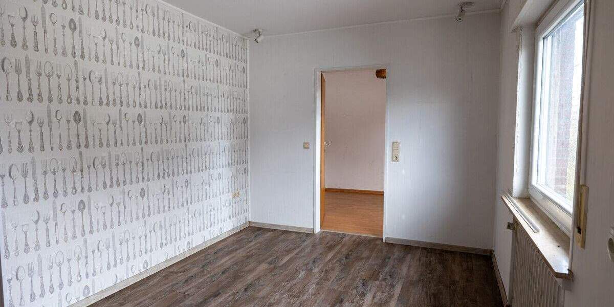 Mehrfamilienhaus, Wohnhaus Delmenhorst Stickgras/Annenriede - 6 Zimmer, 200 m&sup2;, 418.000&euro; | Angebot:25700085