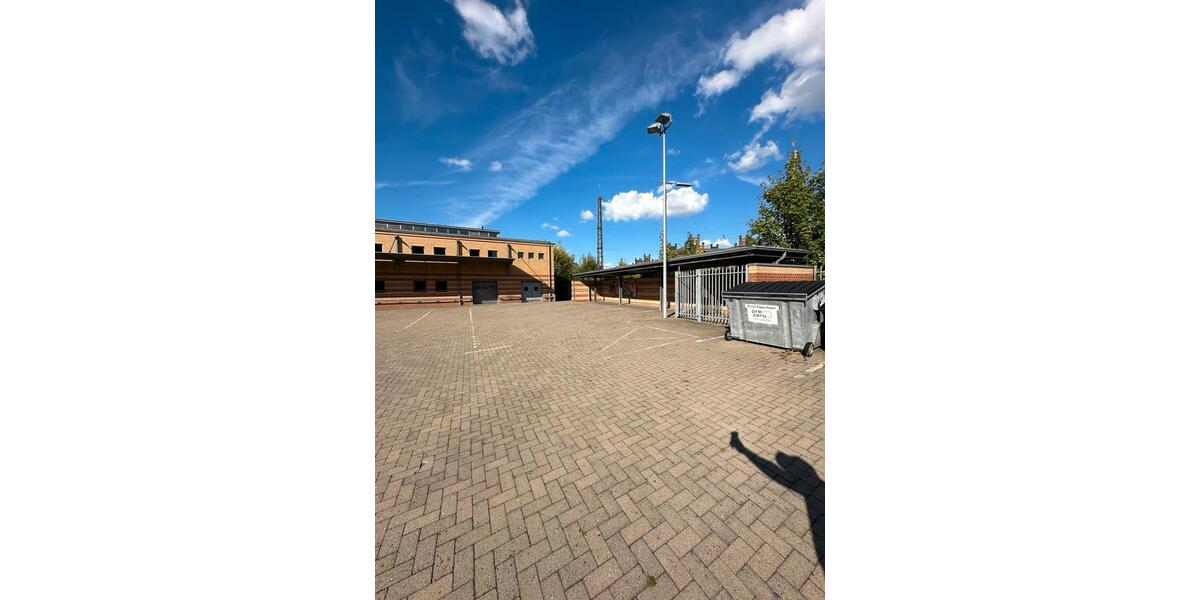 Lagerfläche mit Büro 1850 m2 zimmer