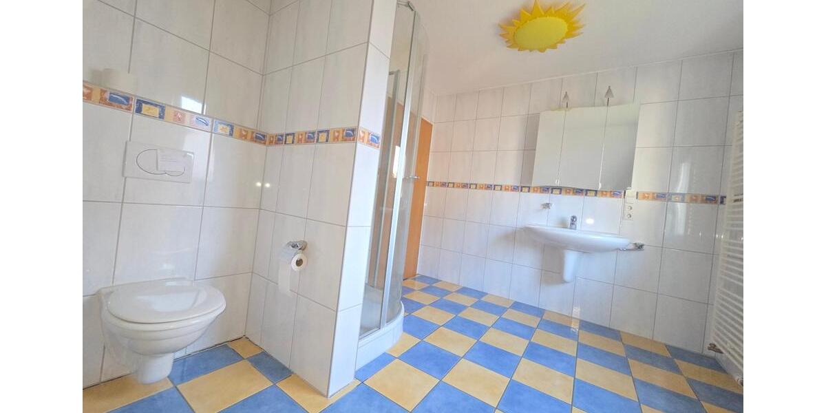 Einfamilienhaus Siegen Dillnhütten - 4 Zimmer, 113 m&sup2;, 1.350&euro; | Angebot:25483421