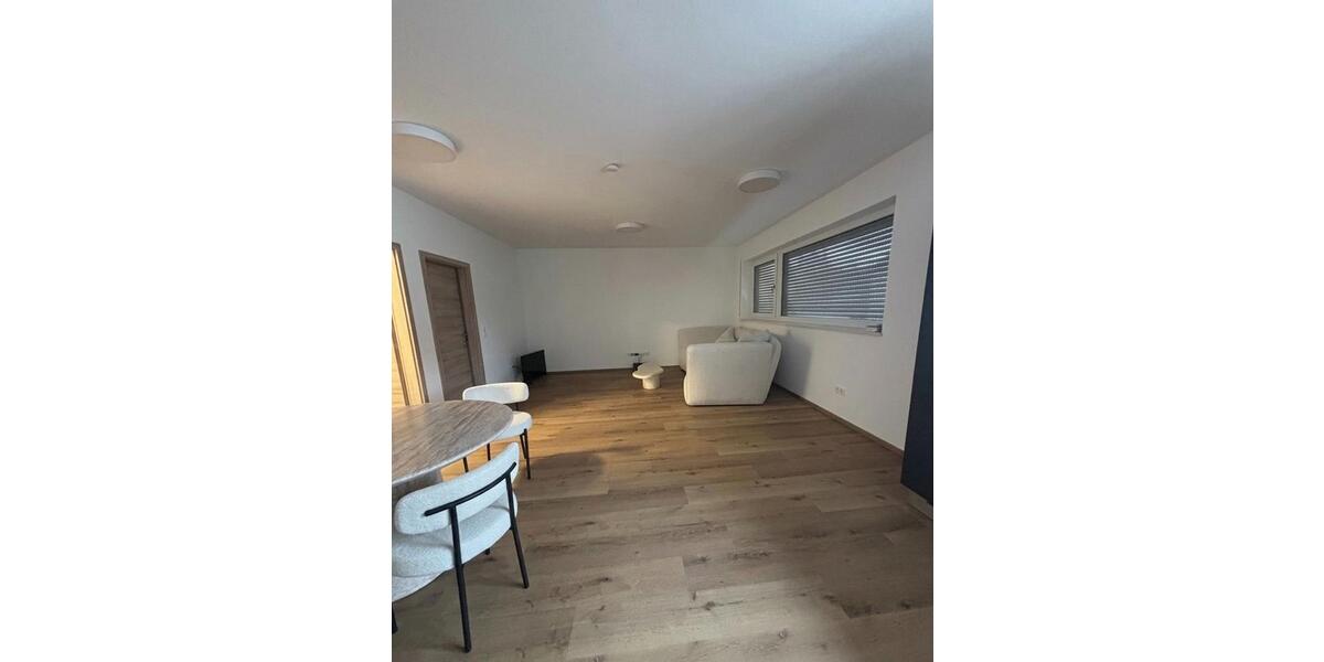 Etagenwohnung Regenstauf - 2.5 Zimmer, 72 m&sup2;, 870&euro; | Angebot:25875487