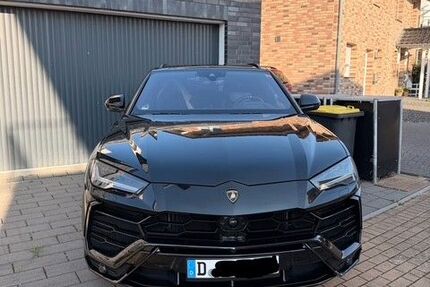 Lamborghini Urus 63.500 km 208.999 &euro; Düsseldorf 40221