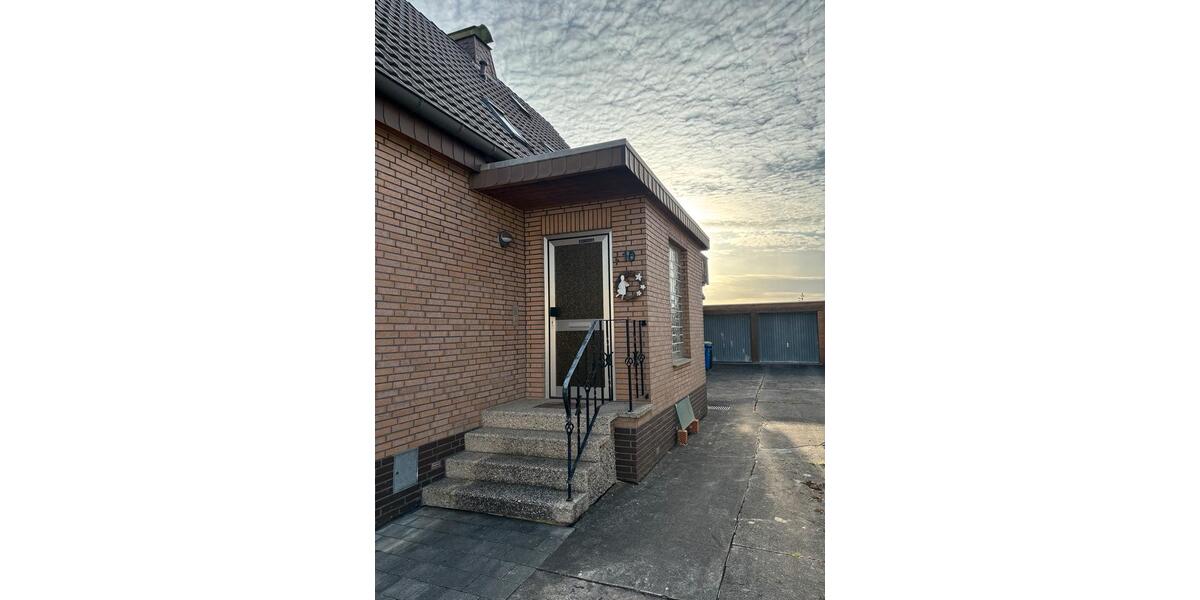 Einfamilienhaus Duderstadt - 7 Zimmer, 200 m&sup2;, 235.000&euro; | Angebot:26926937
