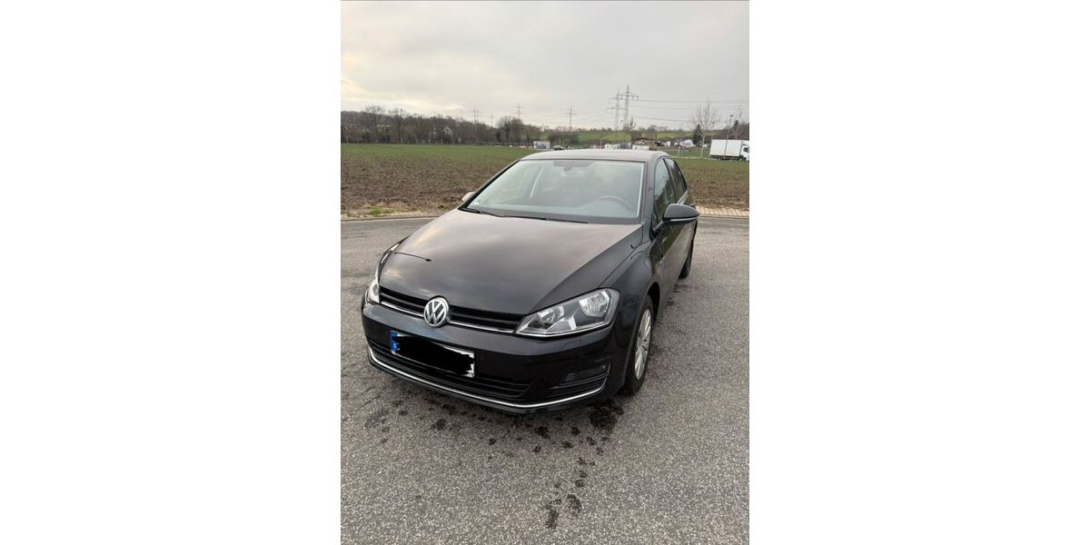 VW Golf 131.000 km 9.399 &euro; Faid 56814