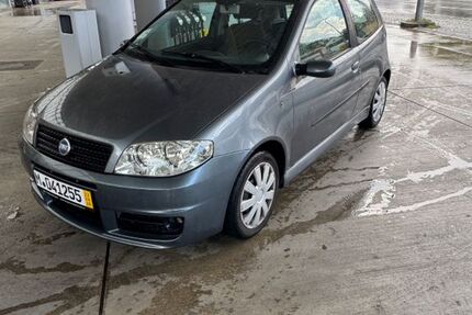 Fiat Punto 220.000 km 790 &euro; München 80933