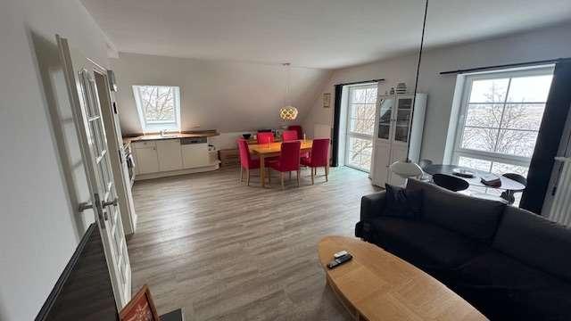 Dachgeschoßwohnung Handewitt - 3 Zimmer, 92 m&sup2;, 800&euro; | Angebot:25080227