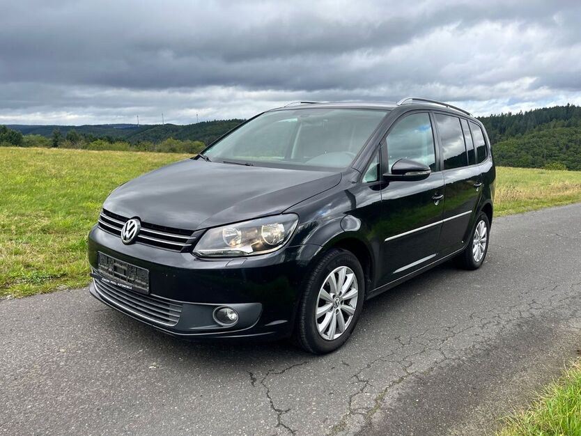 VW Touran 317.664 km 5.490 € Schlangenbad 65388