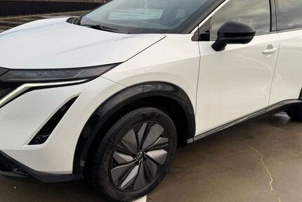 Nissan Ariya 70.000 km 23.850 &euro; Brühl 50321