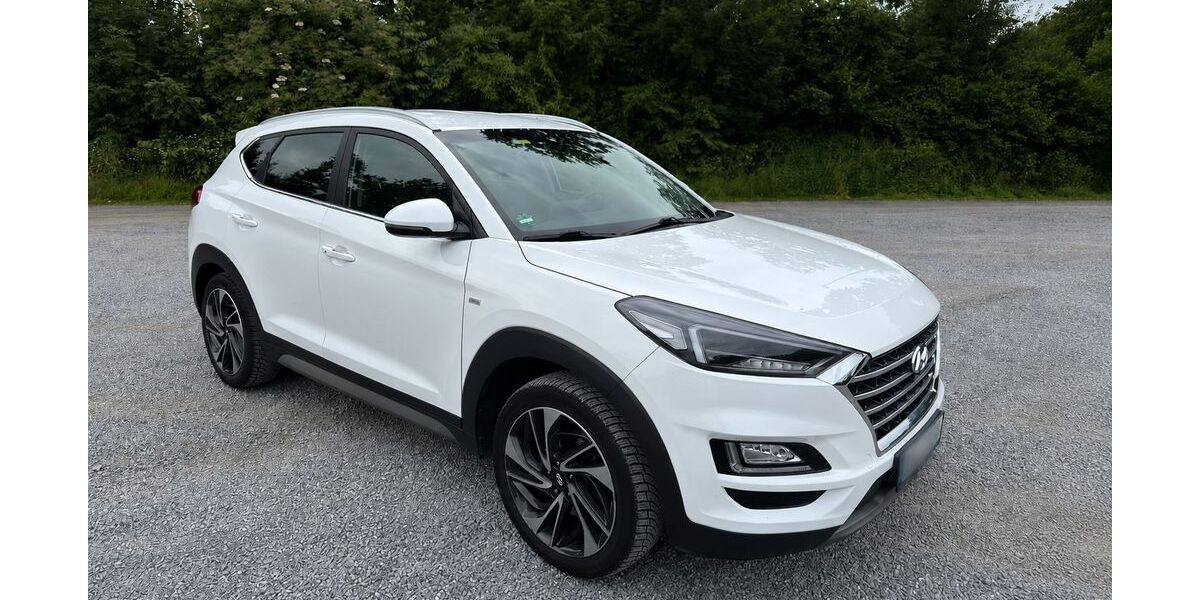 Hyundai TUCSON 103.000 km 17.490 &euro; Iserlohn 58636