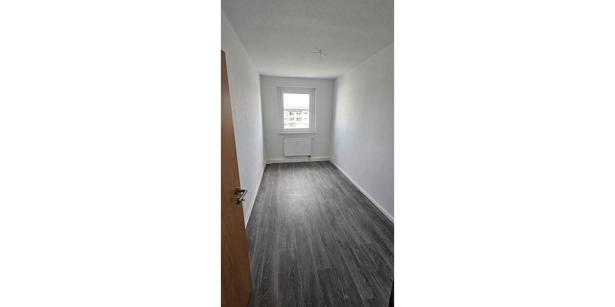 Etagenwohnung Zittau - 4 Zimmer, 70 m&sup2;, 412&euro; | Angebot:26490328