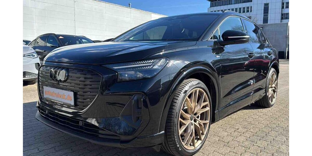 Audi Q4 e-tron 15.809 km 47.950 &euro; Hamburg 22047