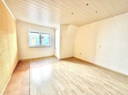 Reihenmittelhaus Floß Weikersmühle - 7 Zimmer, 182 m&sup2;, 1.590&euro; | Angebot:26155311