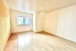 Reihenmittelhaus Floß Weikersmühle - 7 Zimmer, 182 m&sup2;, 1.590&euro; | Angebot:26155311