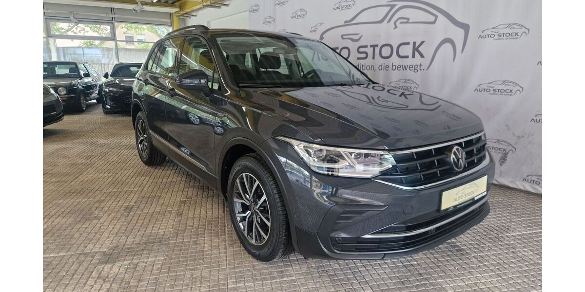 VW Tiguan 49.500 km 25.950 &euro; Dachau 85221