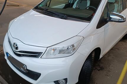 Toyota Yaris 164.000 km 6.000 &euro; Koblenz 56075