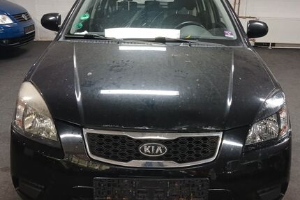 Kia Rio 198.000 km 1.790 &euro; Rüsselsheim 65428