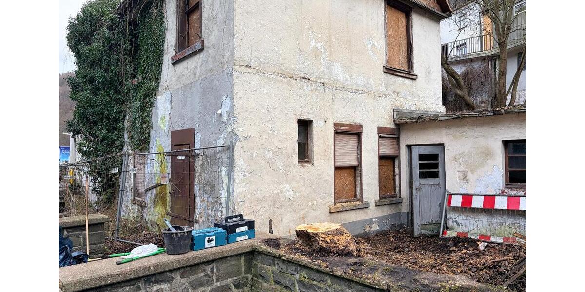 Einfamilienhaus Altena - 3 Zimmer, 110 m&sup2;, 80&euro; | Angebot:26275135