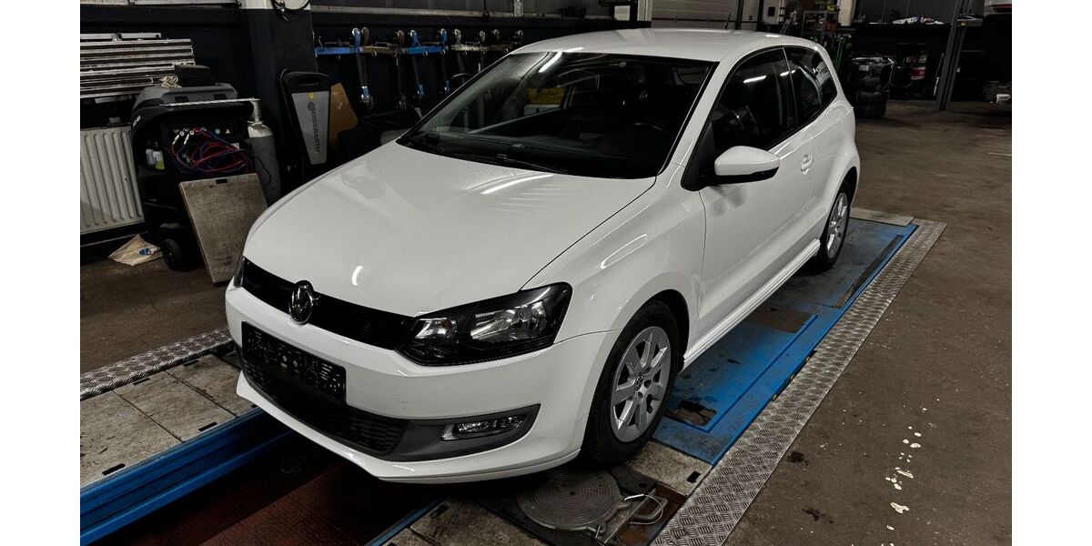 VW Polo 194.492 km 3.950 &euro; Paderborn 33100