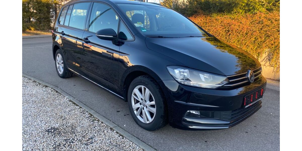 VW Touran 142.000 km 16.990 € Kempten 87437