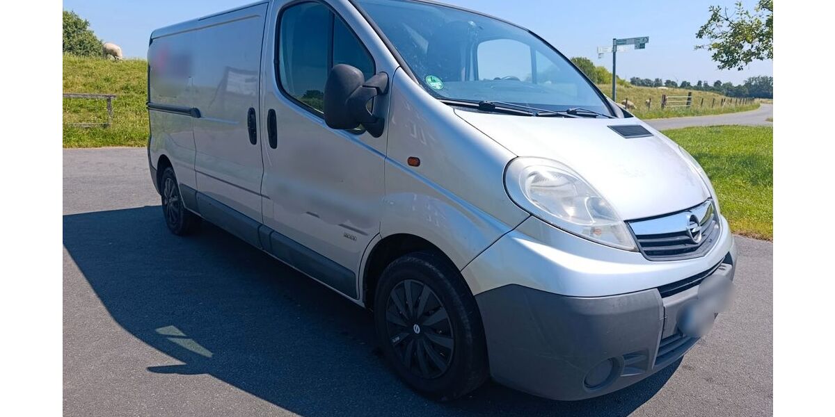 Opel Vivaro 243.000 km 2.950 &euro; Ostrhauderfehn 26842