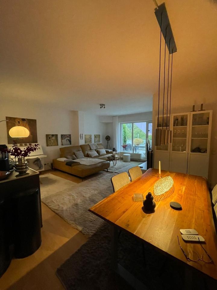 Schicke Wohnung mit Blick auf den See zimmer