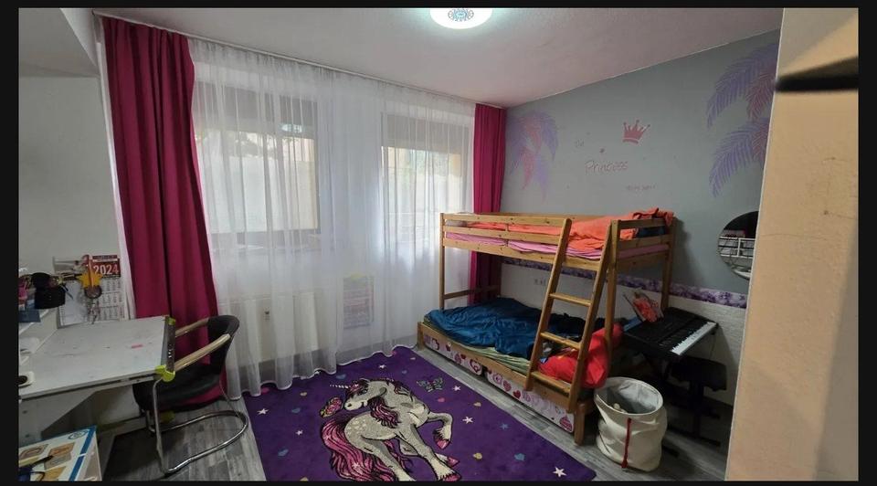 Etagenwohnung Ebersbach an der Fils - 4 Zimmer, 102 m&sup2;, 1.250&euro; | Angebot:26592011