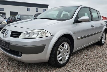 Renault Megane 185.000 km 2.999 &euro; Kritzow 23970