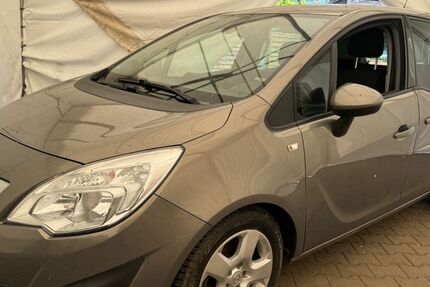 Opel Meriva 130.000 km 6.990 &euro; Hoppegarten Hönow 15366