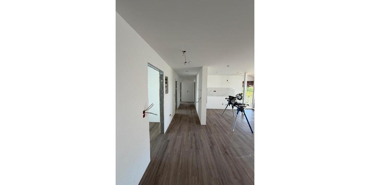 Dachgeschoßwohnung Breisach am Rhein - 4 Zimmer, 102 m&sup2;, 1.200&euro; | Angebot:26227668