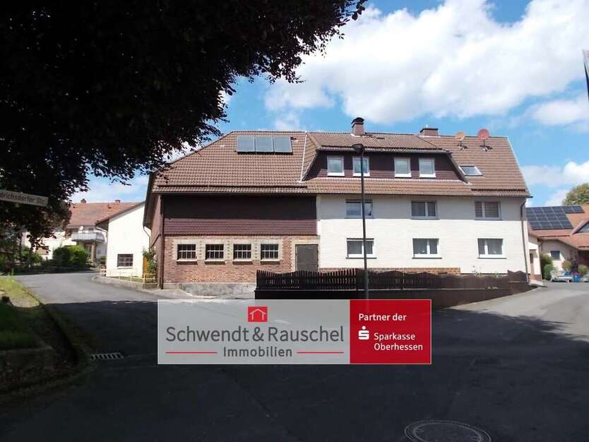 Haus zum Kaufen in Grebenhain 392.000 € 299.61 m²