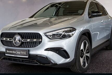 Mercedes-Benz GLA 220 14.500 km 51.670 € Menden 58706