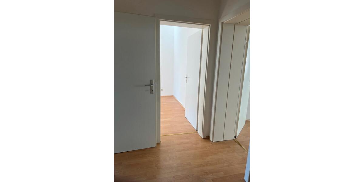 Hochparterre Meiningen - 2 Zimmer, 54 m&sup2;, 430&euro; | Angebot:26148450