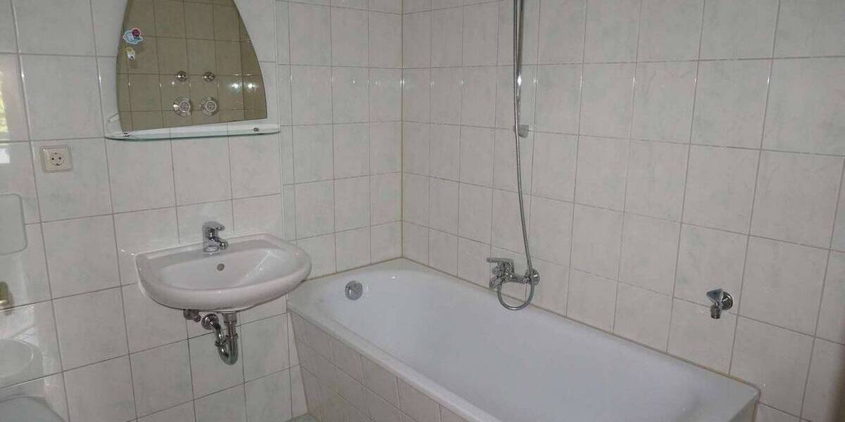 Zimmer Chemnitz Lutherviertel - 3 Zimmer, 61 m&sup2;, 320&euro; | Angebot:26388946