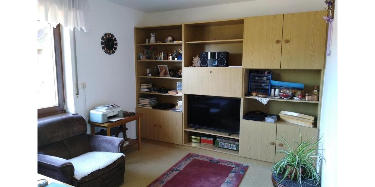 Mehrfamilienhaus mit großem Grundstück zimmer