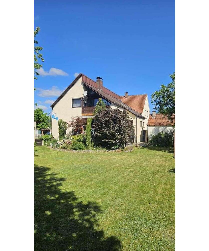 Haus zum Kaufen in Teublitz 350.000 € 160 m²