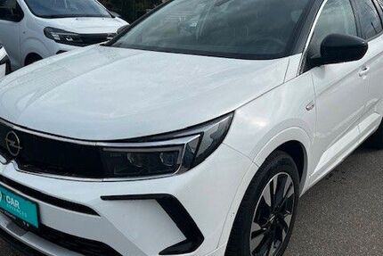 Opel Grandland (X) 12.710 km 24.990 &euro; Biberach 88400