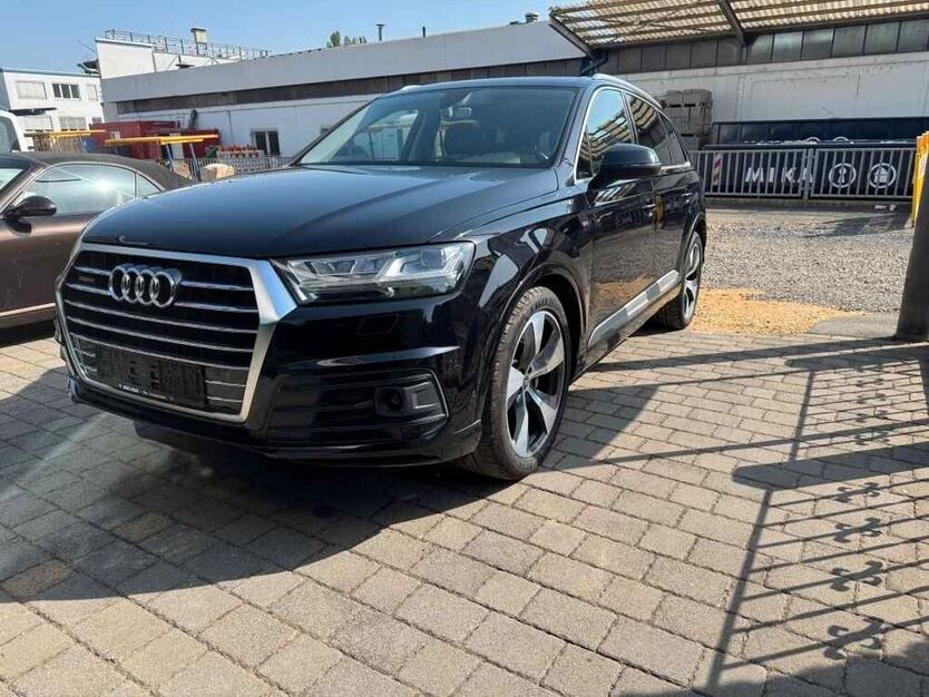 Q7