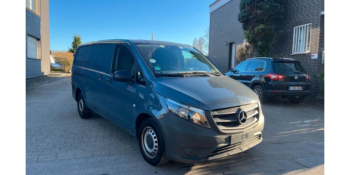 Mercedes-Benz Vito 98.622 km 11.990 &euro; Gelsenkirchen 45886