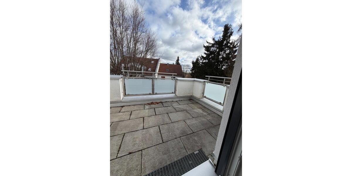 Einfamilienhaus Neubiberg - 3 Zimmer, 125 m&sup2;, 2.050&euro; | Angebot:25881513