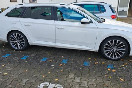Skoda Superb 149.000 km 16.500 &euro; Bodelshausen 72411
