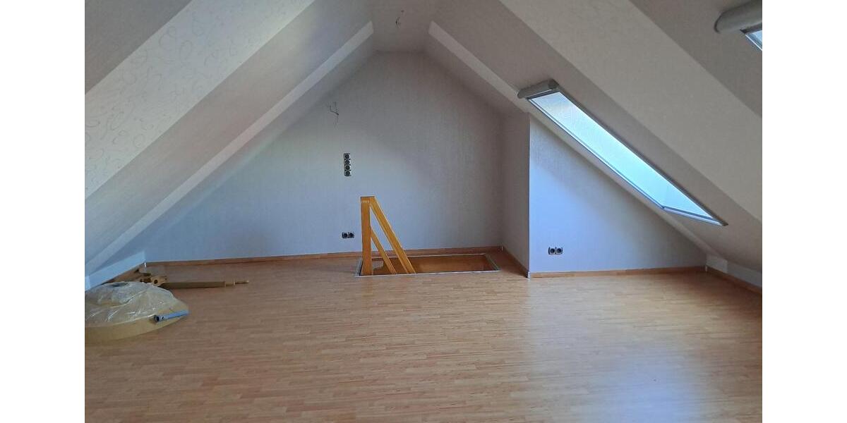Dachgeschoßwohnung Ehra-Lessien Lessien - 3 Zimmer, 69 m&sup2;, 150.000&euro; | Angebot:26478254