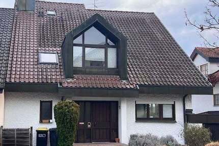 Haus zum Mieten in Keltern 1.990 € 240 m² 7 zimmer