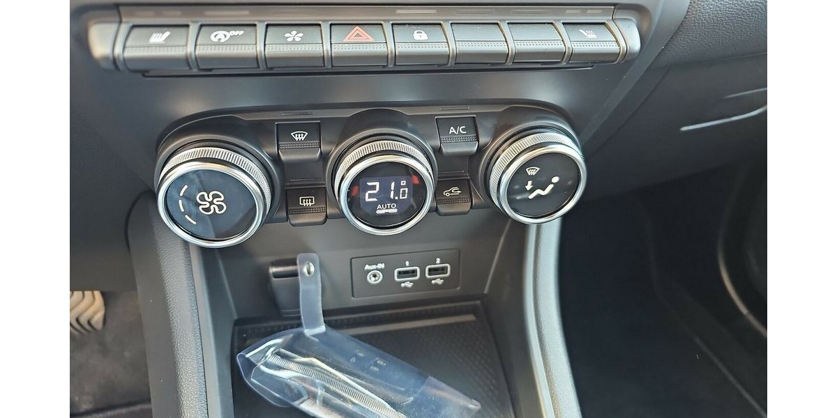 Renault Captur Techno Fast Track Insp. NEU, Kamera 28.353 km 19.945 &euro; Schwalbach/Taunus 65824