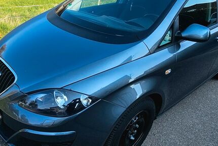 Seat Altea 142.000 km 6.099 &euro; Karlsruhe 76228