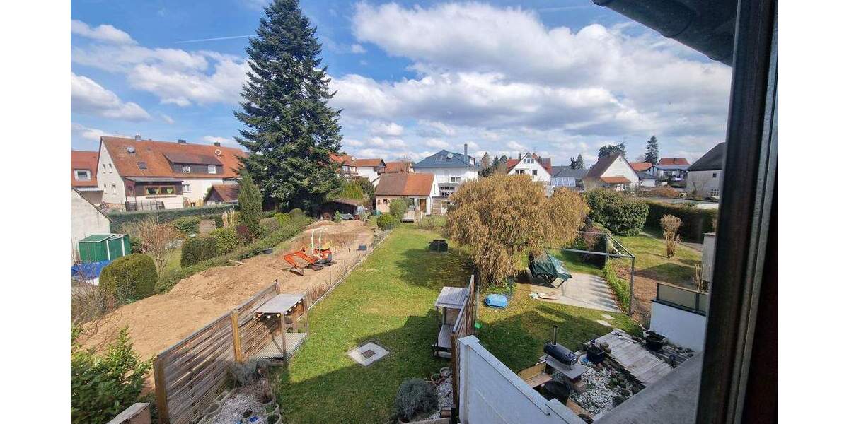 Reihenmittelhaus Fürth Unterfürberg - 6 Zimmer, 130 m&sup2;, 379.000&euro; | Angebot:19301910