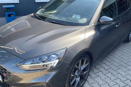 Ford Focus 116.898 km 16.999 &euro; Leuna 06237