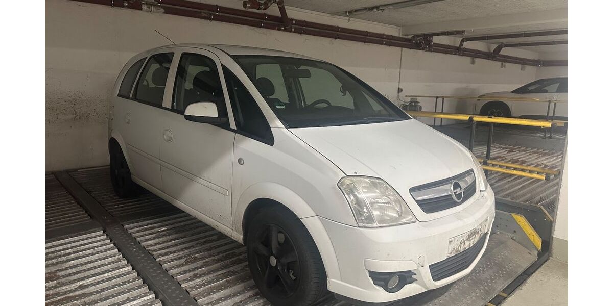Opel Meriva 216.000 km 950 &euro; Hochheim 65239