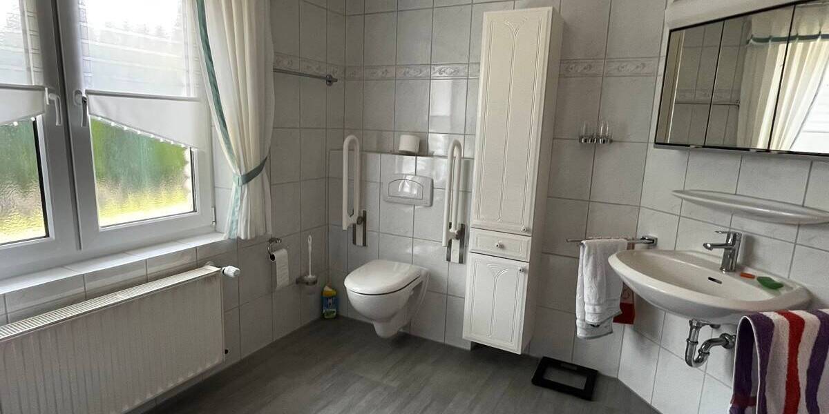 Einfamilienhaus Saterland Scharrel - 6 Zimmer, 141 m&sup2;, 270.000&euro; | Angebot:25769100
