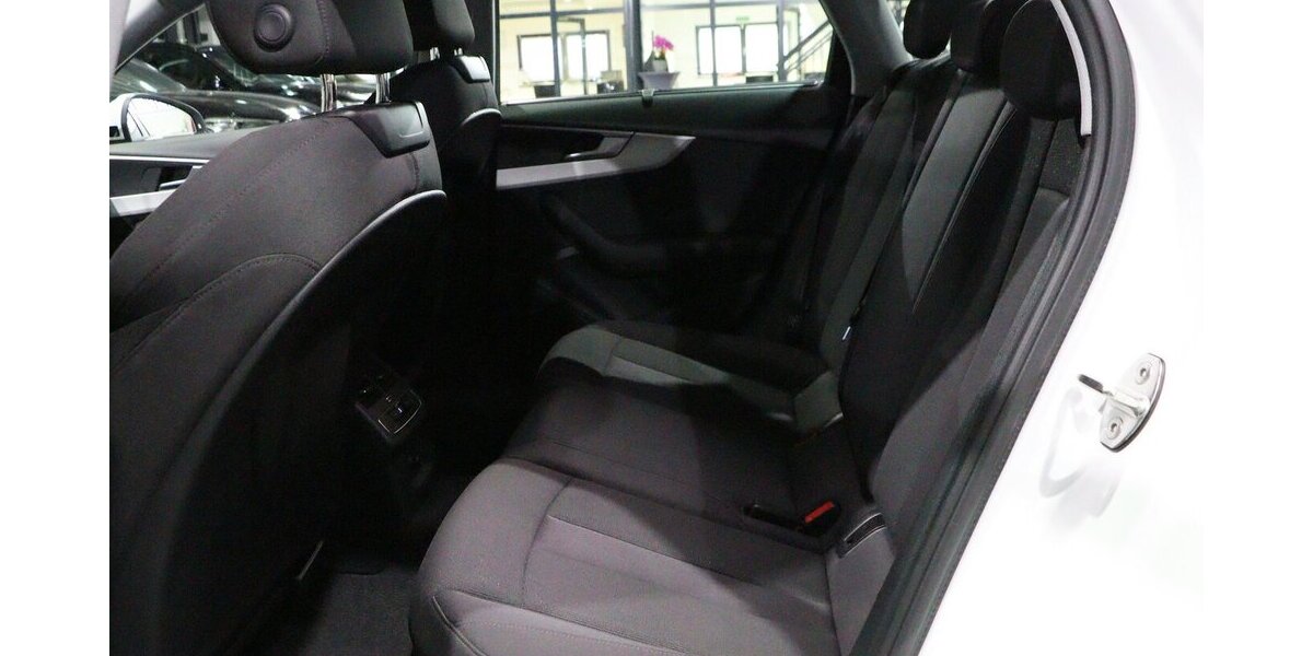 Audi A4 LIMOUSINE 40 TDI S-LINE / MATRIX-LED / 109.000 km 27.994 &euro; Hamm 59077