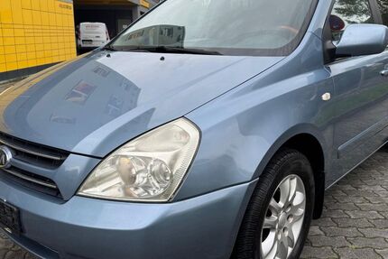 Kia Carnival 250.000 km 3.699 € Berlin 13055
